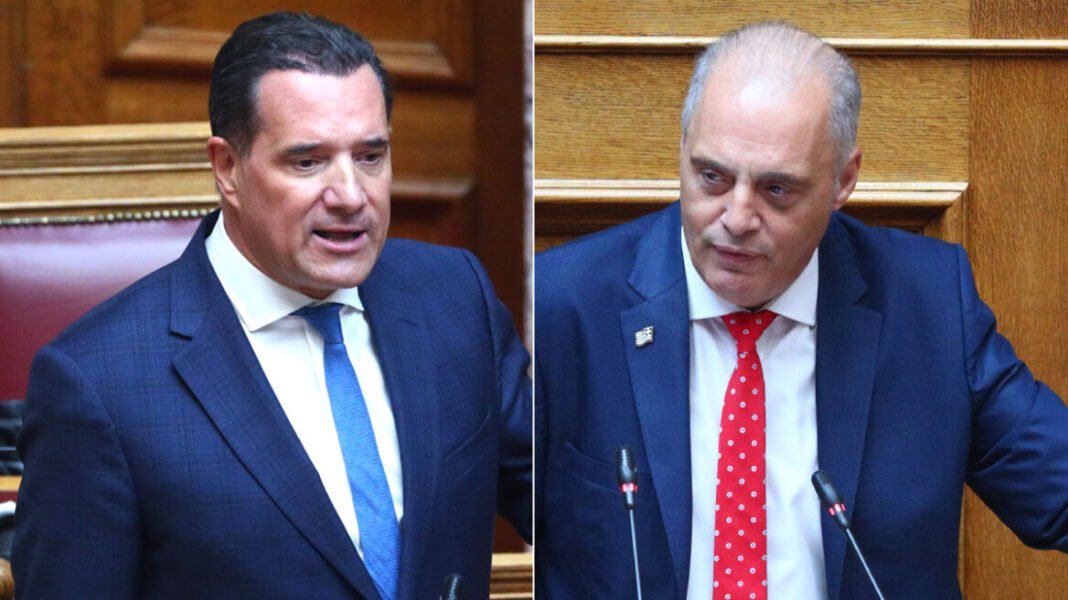 Βουλή: Σύγκρουση Γεωργιάδη – Βελόπουλου για τα Τέμπη – «Σύρατε το σύνολο της αντιπολίτευσης σε αυτή τη φρικώδη πολιτική με το ξυλόλιο»