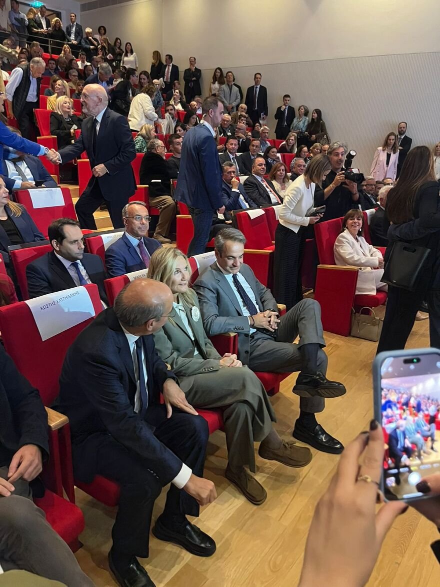Η παρουσίαση του βιβλίου του Αλέξη Πατέλη για τη «μεγάλη επιστροφή» της Ελλάδας –  Από τη διεθνή αμφισβήτηση στην ανάκτηση της επενδυτικής βαθμίδας