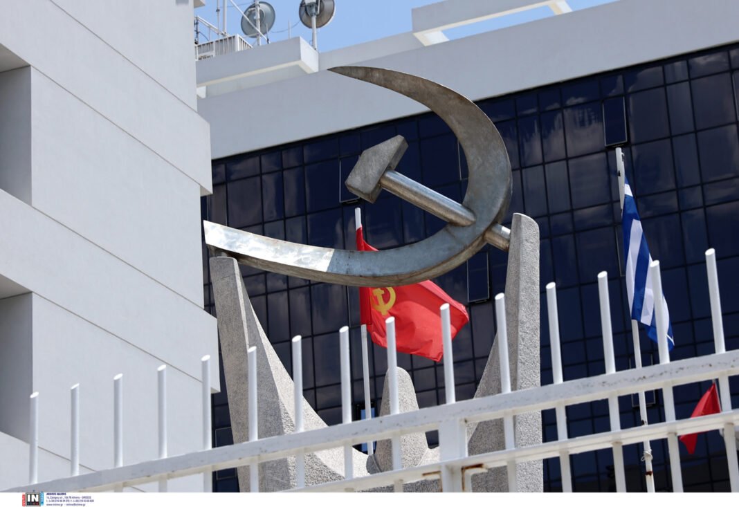 ΚΚΕ:-Προβοκατόρικη-η-ανάρτηση-του-Άδωνι-Γεωργιάδη-για-το-έγκλημα-των-Τεμπών