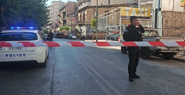 Λιοσίων:-Μη-λειτουργική-στρατιωτικού-τύπου-η-χειροβομβίδα-που-περισυνέλεξε-το-ΤΕΕΜ