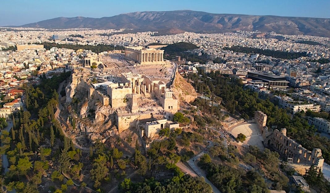 greece’s-public-debt-set-to-return-to-2009-levels