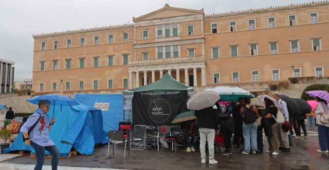 Μητσοτάκης:-Στο-υπουργείο-Άμυνας-η-προστασία-του-Αγνώστου-Στρατιώτη-–-Πρέπει-να-διαφυλάξουμε-τον-χαρακτήρα-του-μνημείου