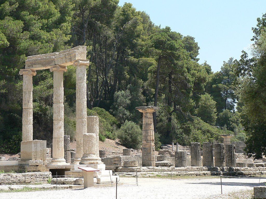 german-woman-returns-4th-century-bc-greek-column-head-to-ancient-olympia
