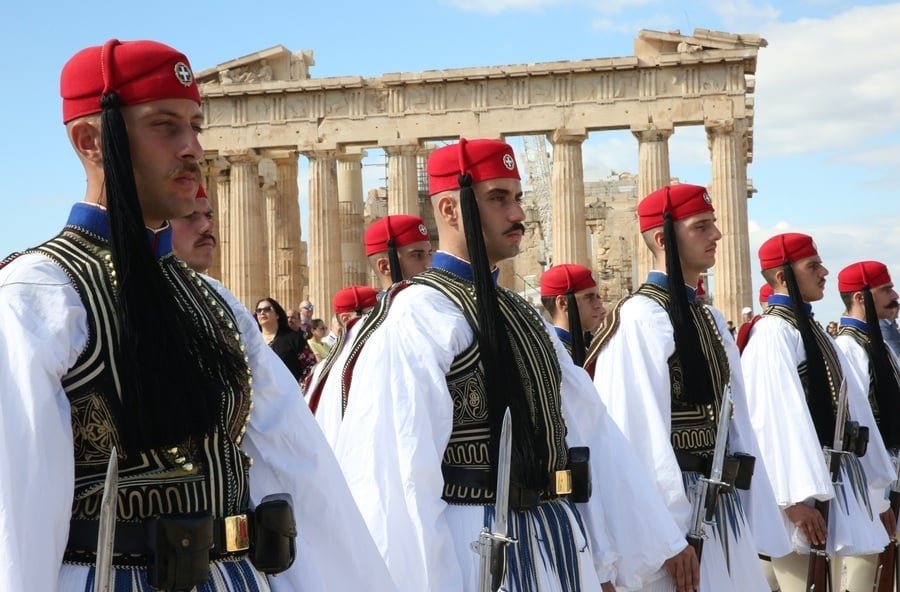 athens-commemorates-81-years-since-nazi-occupation-ended
