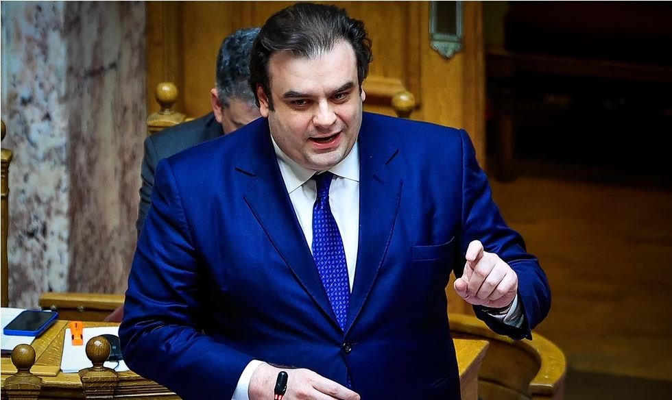 Πιερρακάκης:-Ανάπτυξη-με-δημοσιονομική-σταθερότητα-για-ισχυρή-κοινωνία,-χωρίς-οφθαλμαπάτη-ευημερίας
