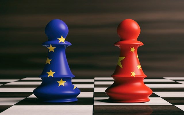 Η-ΕΕ-εξετάζει-“σκληρή-απάντηση”-στις-περιοριστικές-πολιτικές-της-Κίνας-για-τα-ορυκτά-–-Το-ενδεχόμενο-συνεργασίας-με-τις-ΗΠΑ
