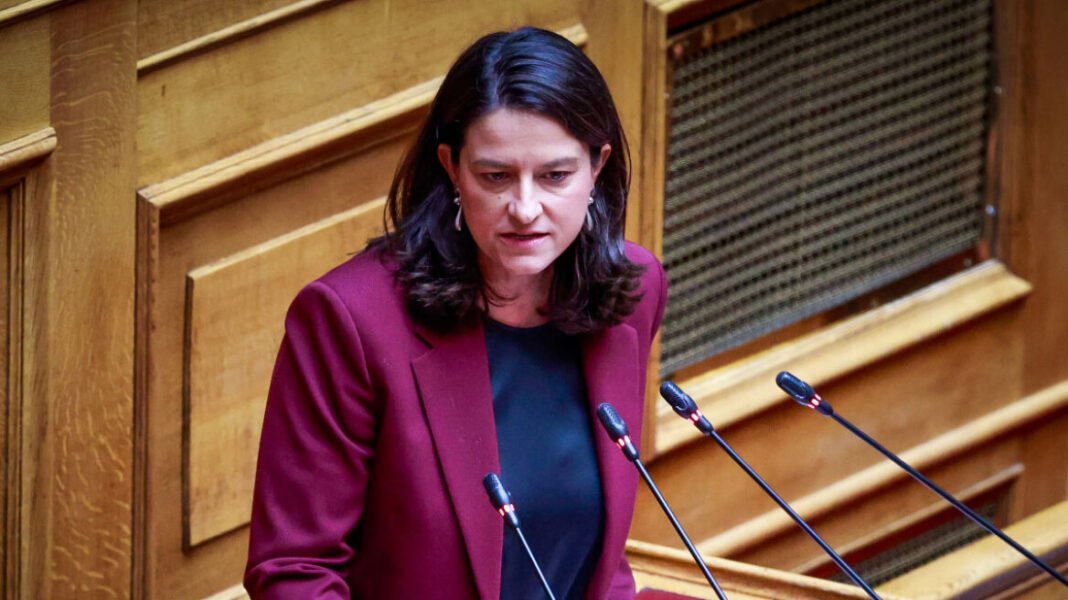 Ονομαστική ψηφοφορία θα ζητήσει η ΝΔ για το εργασιακό νομοσχέδιο – Κεραμέως: Η αντιπολίτευση δεν είπε τίποτα για τις διατάξεις που ενισχύουν τους εργαζόμενους