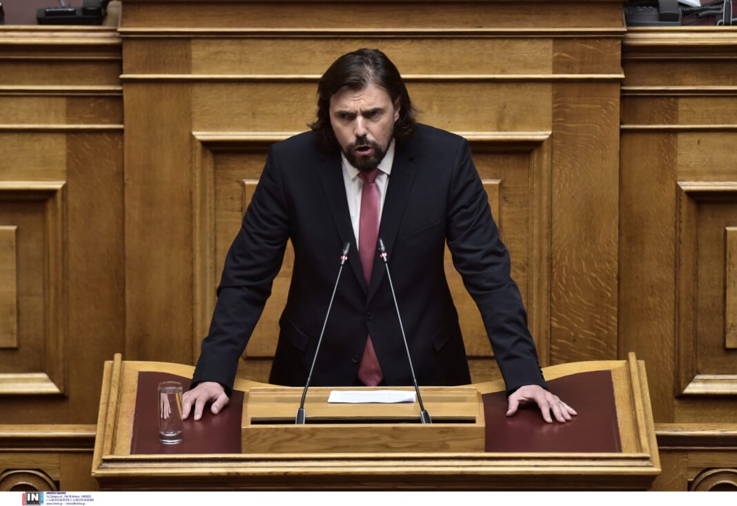 Βουλή:-Απορρίφθηκε-η-άρση-ασυλίας-του-Πέτρου-Παππά