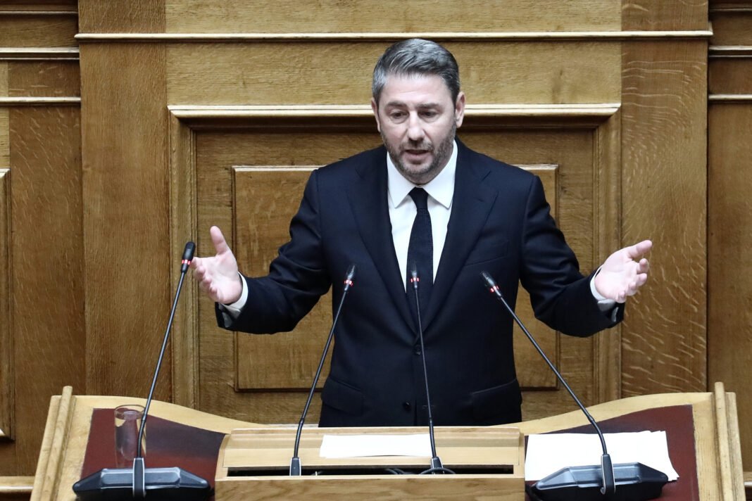Βουλή-–-Ανδρουλάκης:-«Με-τη-στάση-σας-για-τη-Γάζα-εκθέσατε-τη-χώρα-και-την-ιστορία-του-ελληνικού-λαού»-–-Τι-είπε-για-την-Τουρκία