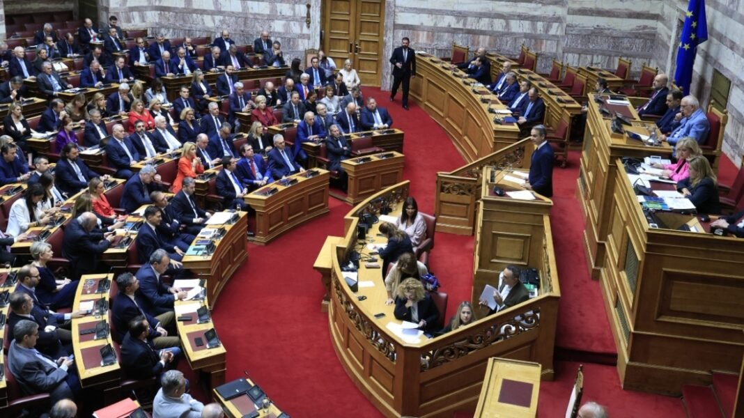 Δείτε live τη συζήτηση των πολιτικών αρχηγών στη Βουλή για την εξωτερική πολιτική