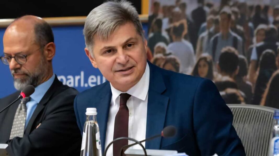 Φαραντούρης: Διακομματική εκδήλωση για την Τεχνητή Νοημοσύνη στο Ευρωπαϊκό Κοινοβούλιο στις Βρυξέλλες