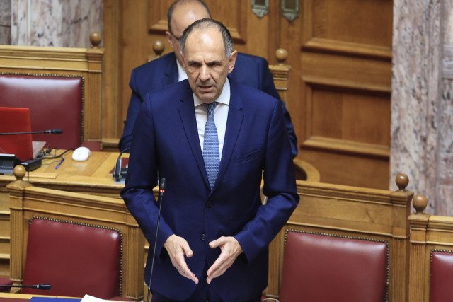 Γεραπετρίτης:-Η-Ελλάδα-έχει-ενισχύσει-το-διεθνές-αποτύπωμά-της-–-Πολιτικός-μηδενισμός-από-την-αντιπολίτευση