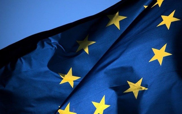 Η-ΕΕ-ζητά-“άμεση”-δράση-για-την-αποδέσμευση-των-ρωσικών-περιουσιακών-στοιχείων-για-τη-χρηματοδότηση-της-Ουκρανίας