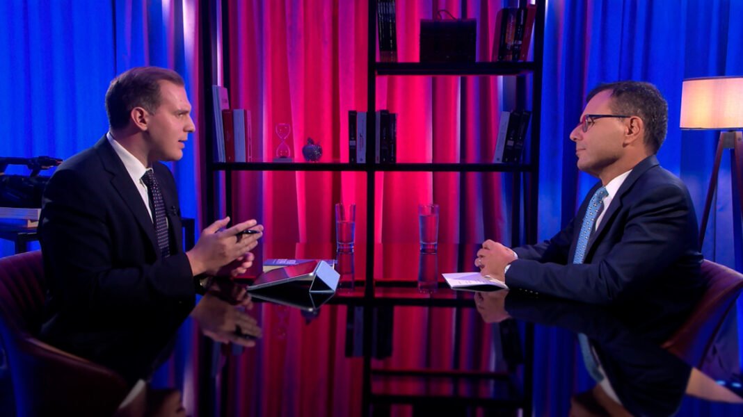 Πατέλης στο protothema: Μας είχαν ξεγραμμένους, τώρα είμαστε παράδειγμα – Ο Τσίπρας, το Νταβός και η Μέρκελ για το κατοχικό δάνειο