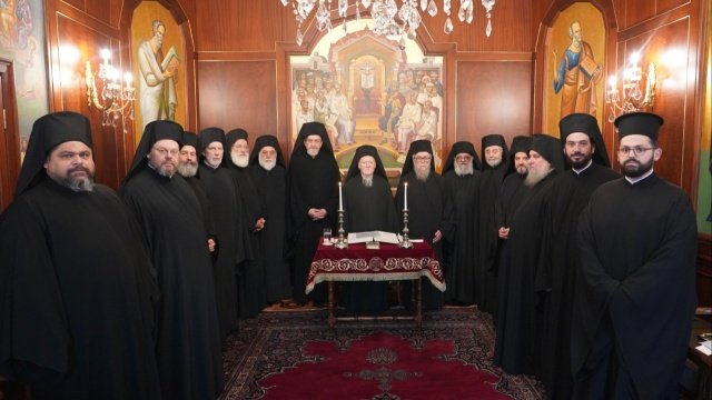 Το-Οικουμενικό-Πατριαρχείο-ομόφωνα-επικύρωσε-την-απόφαση-της-Εκκλησίας-Κύπρου-για-τον-πρώην-Πάφου
