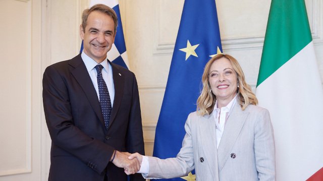 Ηλεκτρική-διασύνδεση-Ελλάδας-Ιταλίας:-Αντίστροφη-μέτρηση-για-τον-διαγωνισμό-των-προκαταρκτικών-μελετών-βυθού