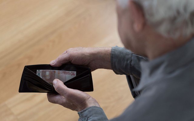 Με-ποια-κριτήρια-θα-πληρωθεί-το-επίδομα-των-250-ευρώ-–-Πότε-καταβάλλεται