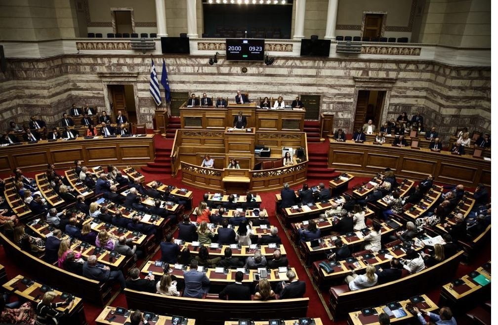 Βουλή: Στα ύψη το πολιτικό θερμόμετρο για την τροπολογία για το Μνημείο του Αγνώστου Στρατιώτη- Σήμερα αναμένεται να ψηφιστεί