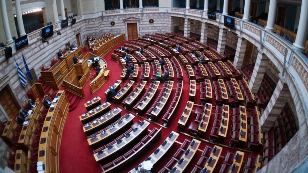 olomeleia1.jpg Βουλή: Τον Νοέμβριο η εφαρμογή του ηλεκτρονικού «κόφτη» στα μικρόφωνα