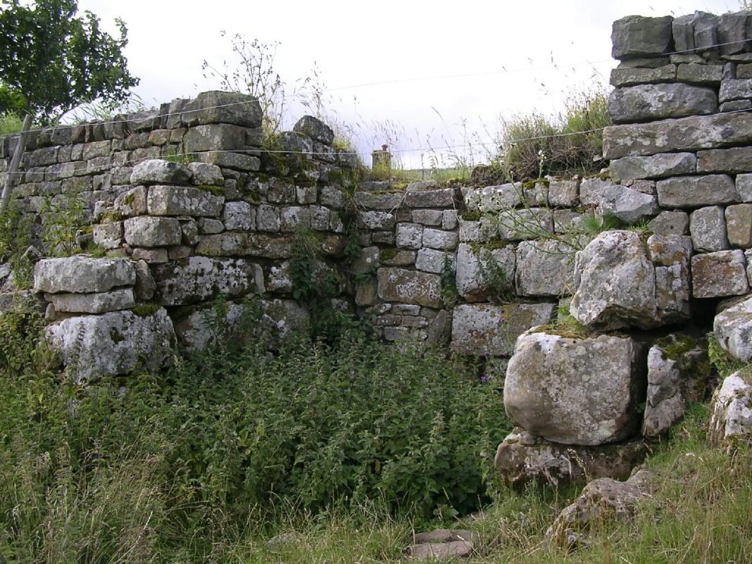 archaeologists-reveal-unprecedented-roman-finds-in-england’s-bremenium-fort archaeologists-reveal-unprecedented-roman-finds-in-england’s-bremenium-fort