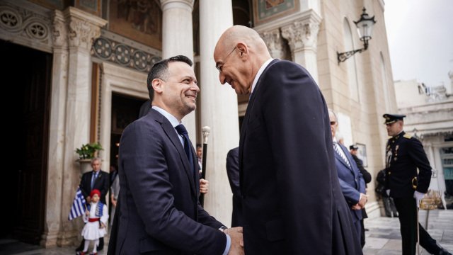 Μετά-από-έξι-ανακοινώσεις-σε-λιγότερο-από-24-ώρες,-Δένδιας-και-Δούκας-συμφώνησαν-ότι-διαφωνούν-για-τον-Άγνωστο-Στρατιώτη-–-Η-συνέχεια-στα…-δικαστήρια Μετά-από-έξι-ανακοινώσεις-σε-λιγότερο-από-24-ώρες,-Δένδιας-και-Δούκας-συμφώνησαν-ότι-διαφωνούν-για-τον-Άγνωστο-Στρατιώτη-–-Η-συνέχεια-στα…-δικαστήρια