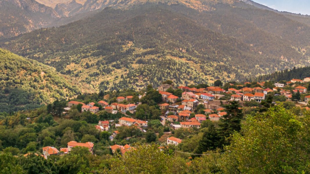 Τρία-χωριά-ησυχαστήρια-στη-Φωκίδα-για-γρήγορη-απόδραση-τριημέρου