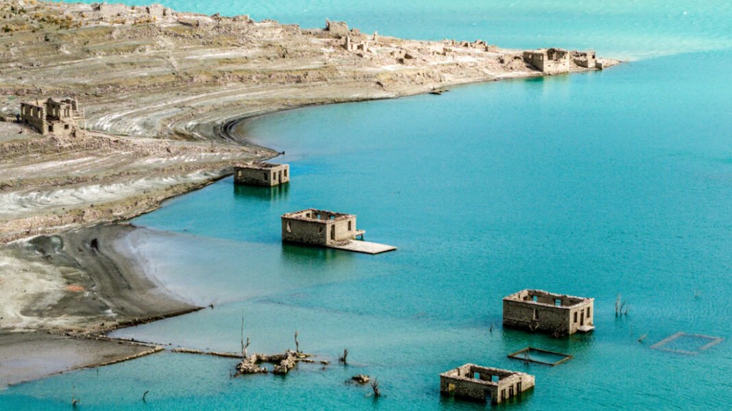 Σύσκεψη στο Μαξίμου υπό τον Μητσοτάκη για τη λειψυδρία στην Αττική