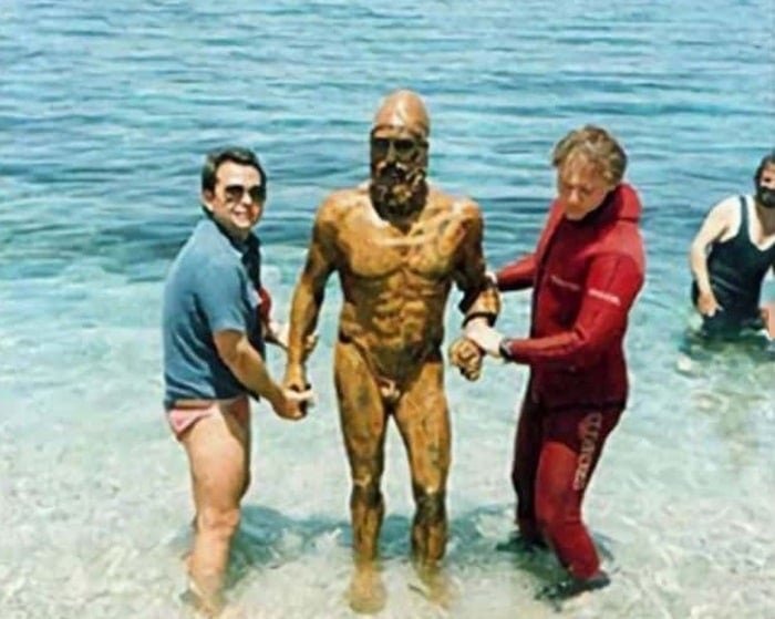 the-mystery-of-the-ancient-greek-statues-found-in-italy the-mystery-of-the-ancient-greek-statues-found-in-italy