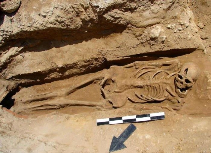 ancient-skulls-found-in-greece-reveal-evidence-of-advanced-surgical-procedures ancient-skulls-found-in-greece-reveal-evidence-of-advanced-surgical-procedures