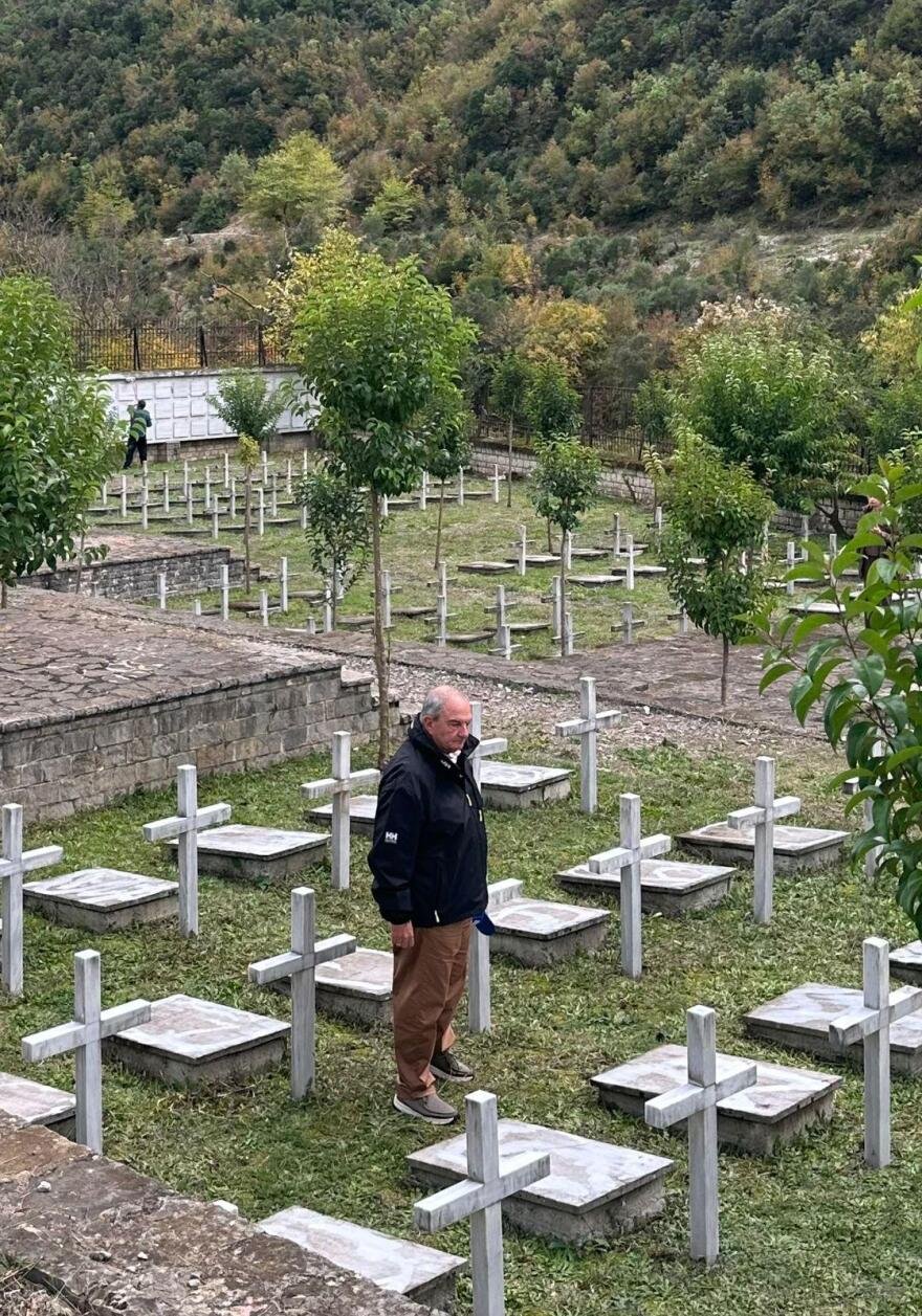 Κώστας Καραμανλής: Φόρος τιμής στους πεσόντες του ’40 σε Βουλιαράτες και Κλεισούρα, δείτε φωτογραφίες