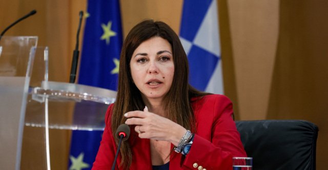 Ζαχαράκη:-Δεν-θα-καταργηθούν-άμεσα-οι-Πανελλήνιες,-έως-τις-3-Νοεμβρίου-η-τρίτη-φάση-για-τους-αναπληρωτές Ζαχαράκη:-Δεν-θα-καταργηθούν-άμεσα-οι-Πανελλήνιες,-έως-τις-3-Νοεμβρίου-η-τρίτη-φάση-για-τους-αναπληρωτές