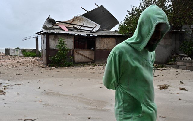 Συναγερμός στη Τζαμάικα: O κυκλώνας Μελίσα θα είναι ο χειρότερος του αιώνα