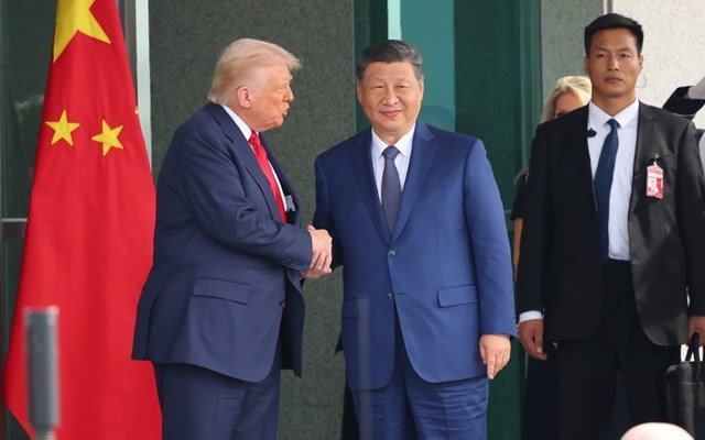 Τραμπ:-“Καταπληκτική-η-συνάντηση-με-τον-Σι”-–-Οι-ΗΠΑ-μειώνουν-10%-τους-δασμούς-στη-φαιντανύλη,-συμφωνία-για-τις-σπάνιες-γαίες