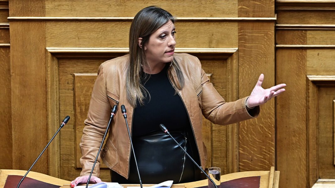 Ζωή μαινόμενη στη Βουλή: Ήρθη η ασυλία της, τα έβαλε με Κανέλλη και Γεροβασίλη – «Βιάζει το Κοινοβούλιο, η πιο κακιά γυναίκα» είπε ο Άδωνις