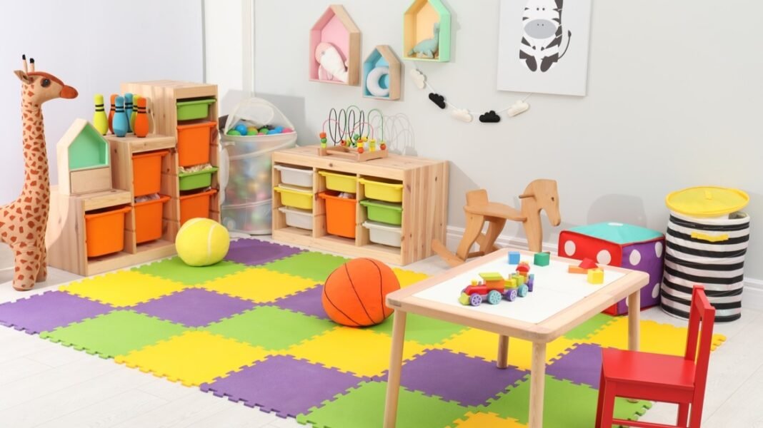 Βρεφονηπιακοί σταθμοί: 28 χρόνια στασιμότητας στις αδειοδοτήσεις – Τα παράλογα της ισχύουσας διάταξης και οι λύσεις