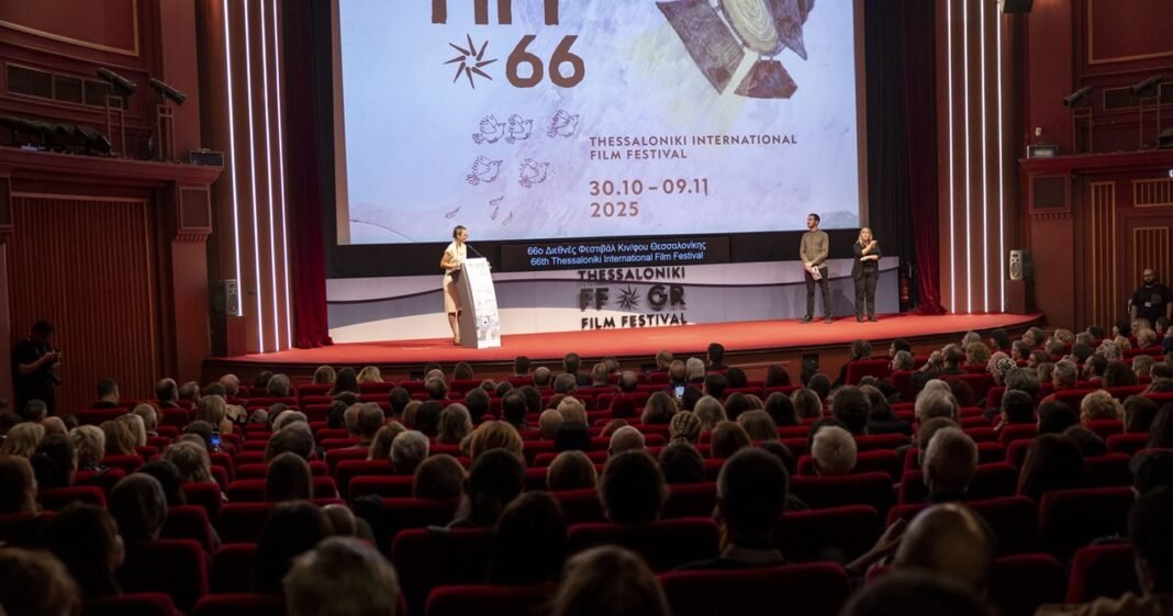 66ο-Φεστιβάλ-Θεσσαλονίκης:-Ο-υπουργός,-ο-Νιόνιος-και-ο-Τζιμ-Τζάρμους