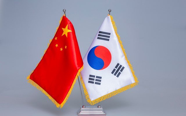 Ο-Κινέζος-υπουργός-Εμπορίου-κάλεσε-τη-Νότια-Κορέα-για-συνεργασία-στις-αλυσίδες-εφοδιασμού