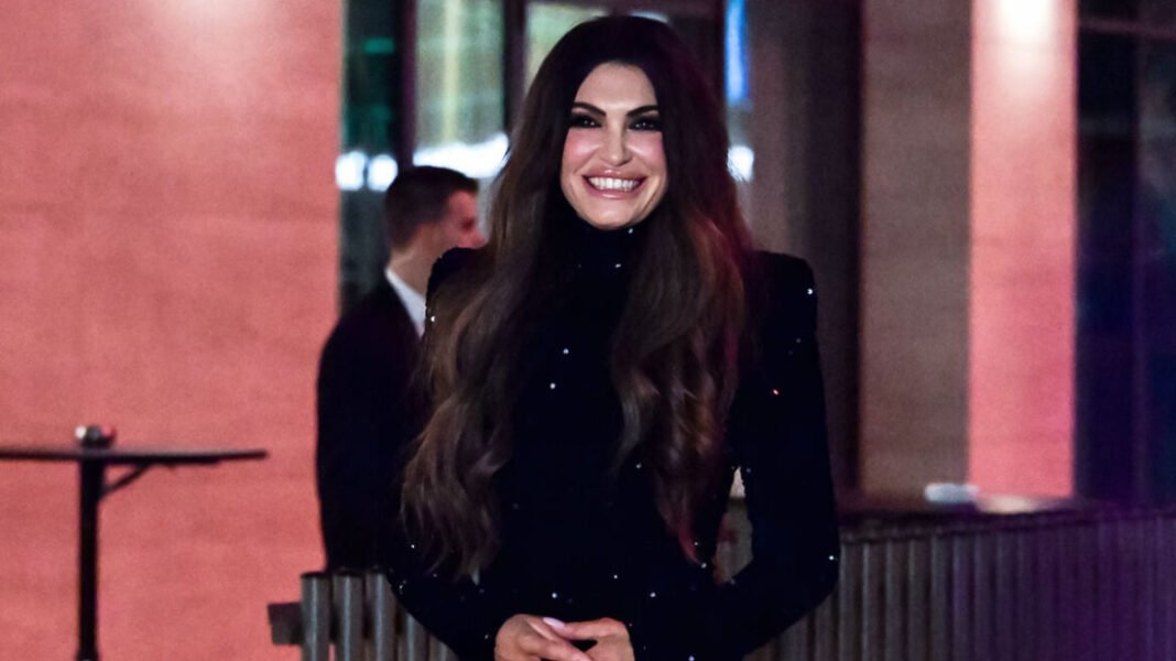 Όλα όσα έγιναν στην πρώτη δεξίωση της Κίμπερλι Γκιλφόιλ μετά την άφιξή της στην Ελλάδα – Οι λαμπεροί καλεσμένοι και το μενού