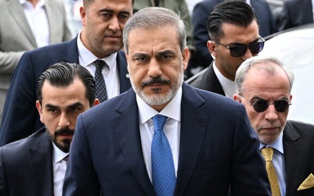 Χακάν Φιντάν: Συγκαλεί σύσκεψη των ισλαμικών χωρών για τη Γάζα τη Δευτέρα στην Κωνσταντινούπολη