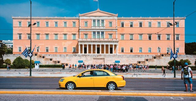 Απεργία ταξί, 5-6 Νοεμβρίου: Χειρόφρενο για 48 ώρες, τι ζητεί ο ΣΑΤΑ