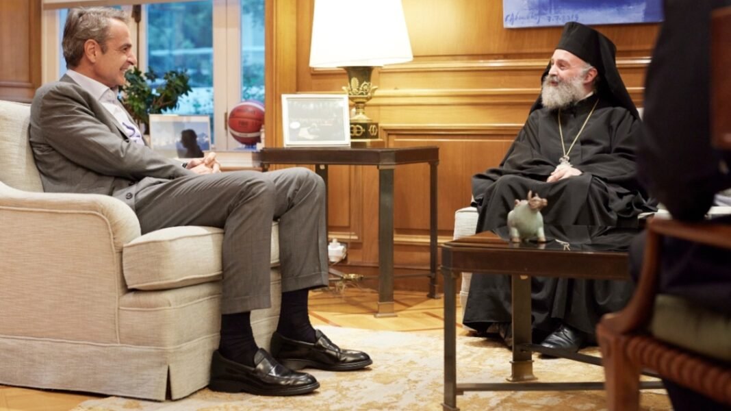Με τον Αρχιεπίσκοπο Αυστραλίας συναντήθηκε ο Κυριάκος Μητσοτάκης