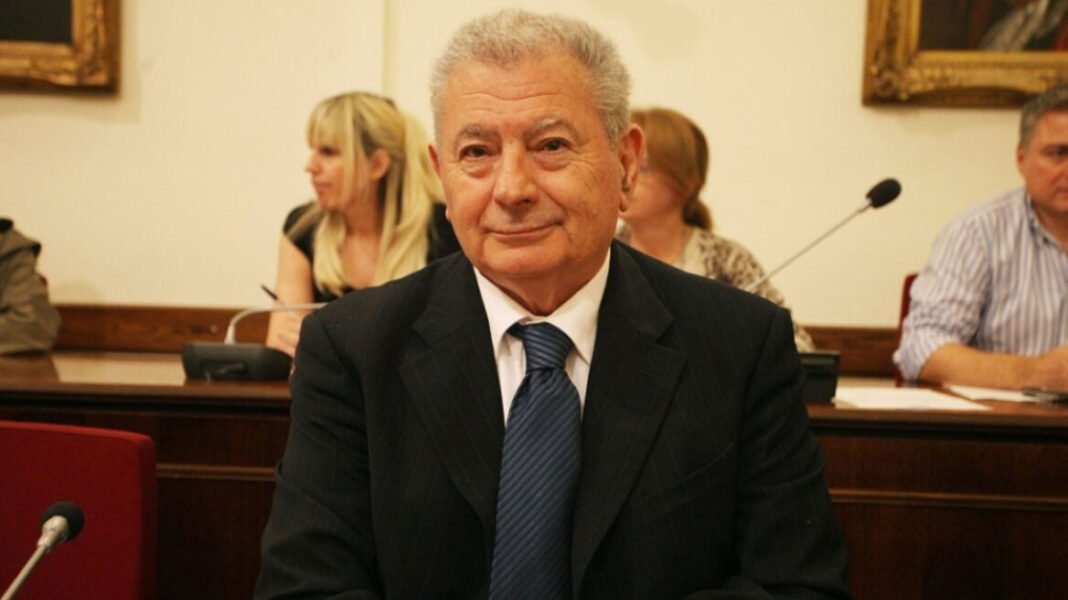 Δίωξη-στους-λιμενάρχες-που-ερεύνησαν-τον-θάνατο-Βαλυράκη-–-«Πίεσαν-αυτόπτη-μάρτυρα-να-ανακαλέσει»