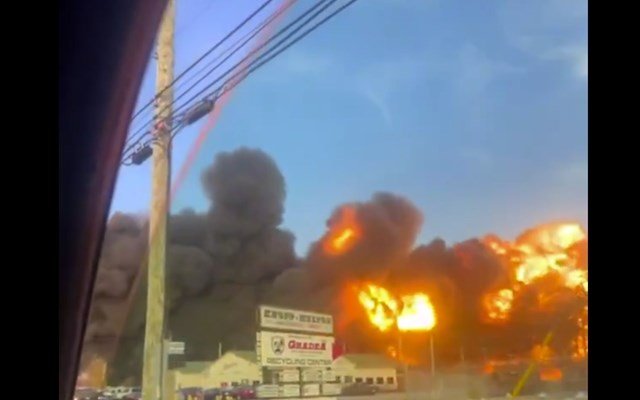 ΗΠΑ:-Τουλάχιστον-9-νεκροί-από-συντριβή-αεροσκάφους-μεταφοράς-φορτίων