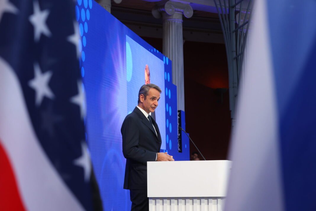 Μητσοτάκης:-Δεν-μπορεί-το-ρωσικό-αέριο-να-μπαίνει-στην-Ευρώπη-από-την-«πίσω-πόρτα»-μέσω-Τουρκίας-–-Παράγοντας-ενεργειακής-ασφάλειας-η-Ελλάδα-στην-Ευρώπη