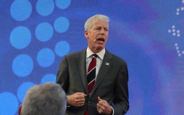 Κρις Ράιτ (Υπουργός Ενέργειας ΗΠΑ): Η Ελλάδα πύλη για το αμερικανικό αέριο στην Ευρώπη Κρις-Ράιτ-(Υπουργός-Ενέργειας-ΗΠΑ):-Η-Ελλάδα-πύλη-για-το-αμερικανικό-αέριο-στην-Ευρώπη