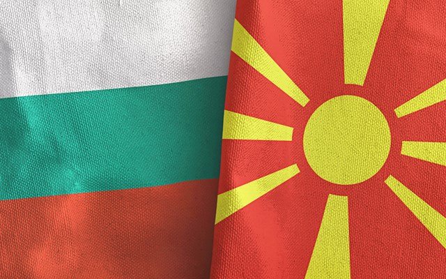Βουλγαρία και Βόρεια Μακεδονία υπέγραψαν συμφωνία για σιδηροδρομική σήραγγα η οποία καθυστερεί 100 χρόνια