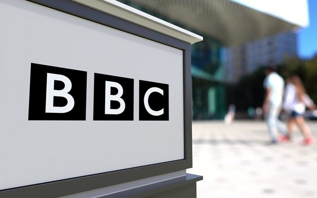 Βρετανία: Παραιτήθηκε ο γενικός διευθυντής του BBC μετά τις επικρίσεις για “μονταζιέρα” σε ομιλία του Τραμπ Βρετανία:-Παραιτήθηκε-ο-γενικός-διευθυντής-του-bbc-μετά-τις-επικρίσεις-για-“μονταζιέρα”-σε-ομιλία-του-Τραμπ