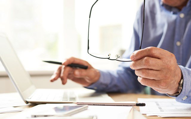 Ποιοι συνταξιούχοι μπορούν να διεκδικήσουν αναδρομικά από την προσαύξηση στις επικουρικές συντάξεις λόγω υψηλών εισφορών Ποιοι-συνταξιούχοι-μπορούν-να-διεκδικήσουν-αναδρομικά-από-την-προσαύξηση-στις-επικουρικές-συντάξεις-λόγω-υψηλών-εισφορών