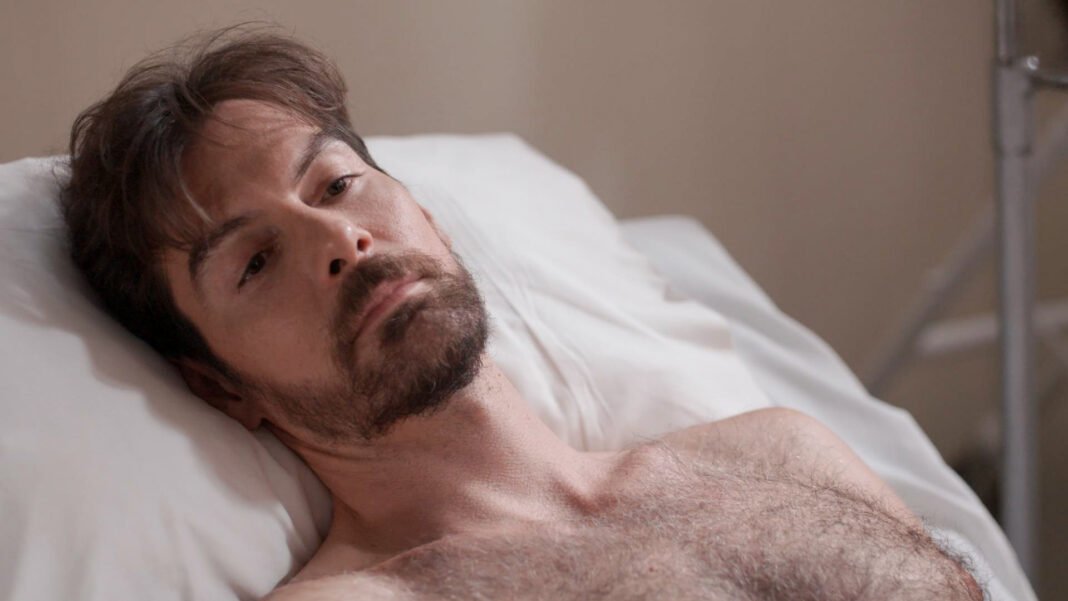 Grand Hotel: Ο Πέτρος στο νοσοκομείο, επαναλαμβάνει μία μόνo λέξη, «Αλίκη»