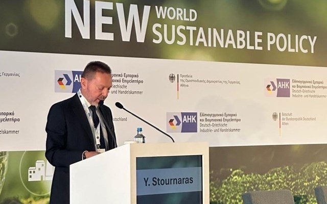 Γ.-Στουρνάρας:-Πολλαπλά-τα-οφέλη-της-προσαρμογής-στην-κλιματική-αλλαγή-–-“Το-τριπλό-μέρισμα”